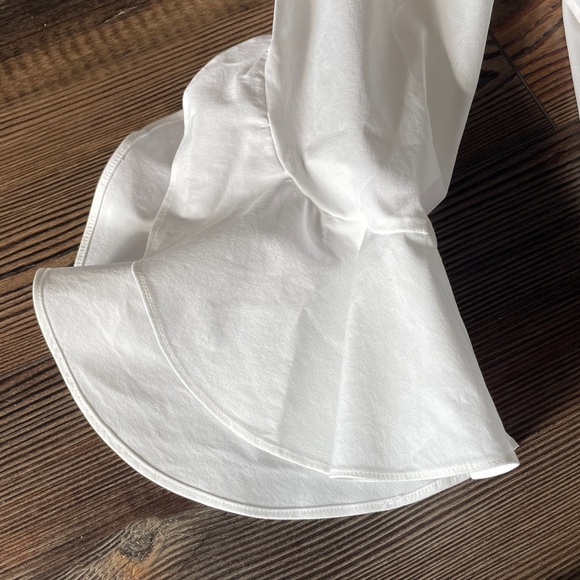 Michael Kors White Button-Front Blouse Statement Buttons Ruffle Cuffs Size 6 - Picture 6 of 11